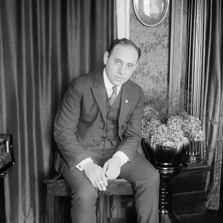 Arthur Fields