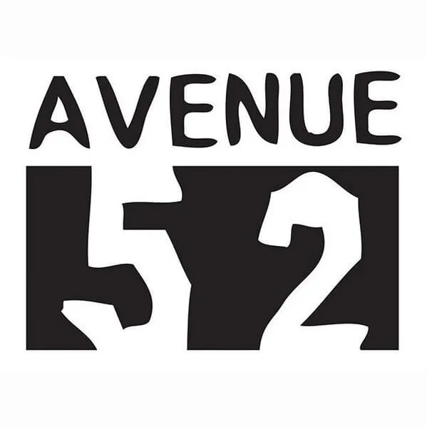 AVENUE 52