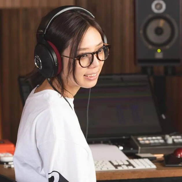 土岐彩香 (Ayaka Toki)