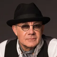 Bernie Taupin