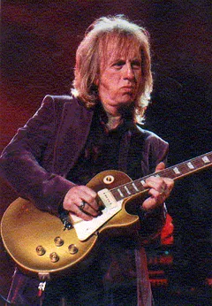 Brad Whitford
