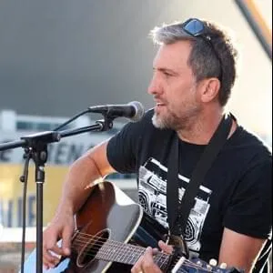 Brett Warren