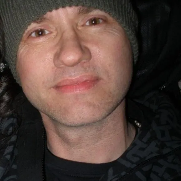 Bruce Elliott-Smith