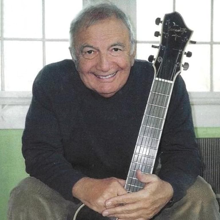 Bucky Pizzarelli