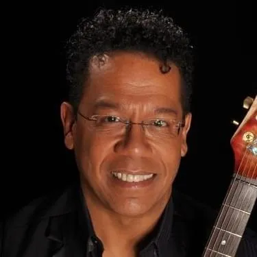 Carlos Alomar