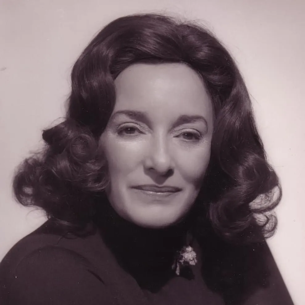 Carolyn Leigh