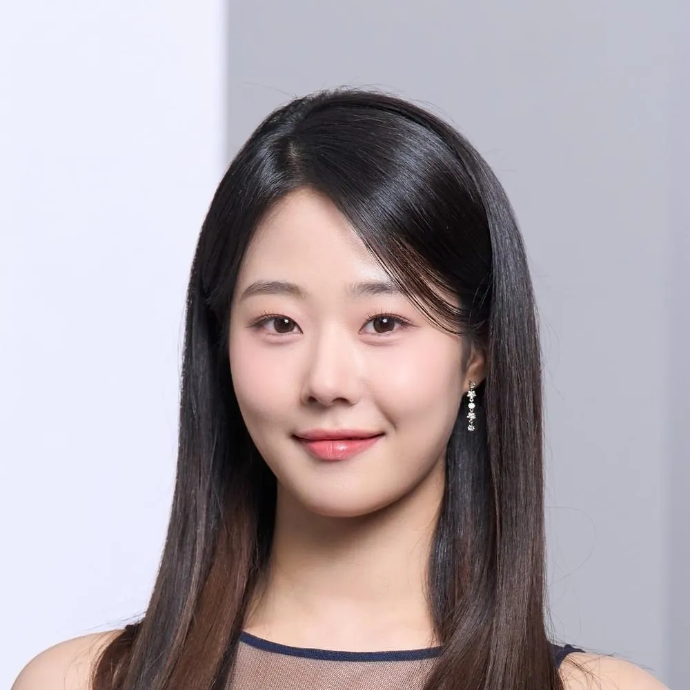 CHAERIN (Cherry Bullet)