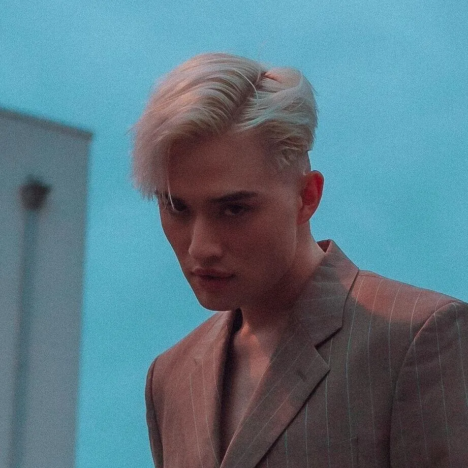 Chester Lockhart