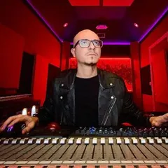 Christian “Scientist” Perez