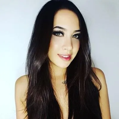 Clara Yates