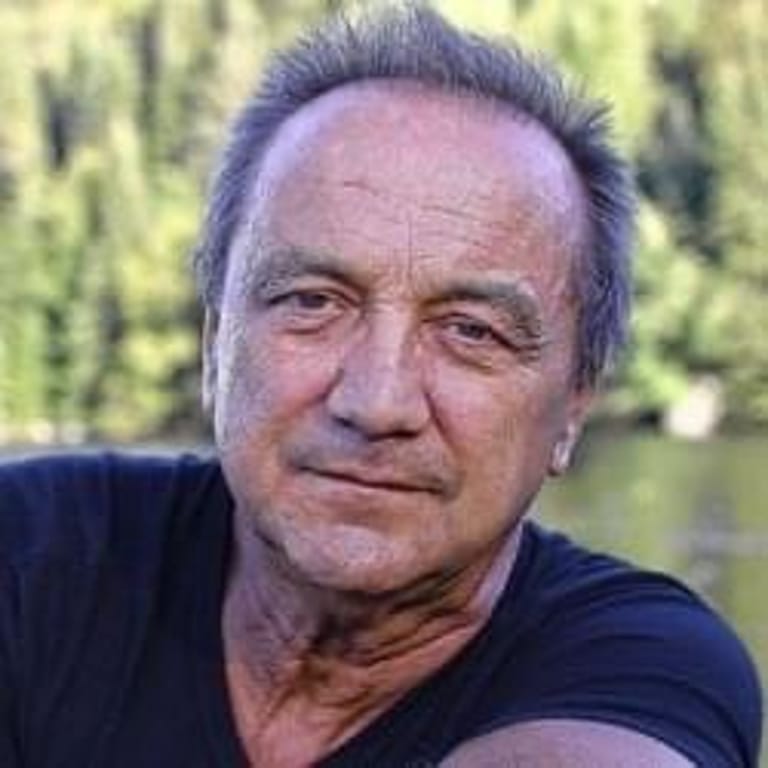 Claude Dubois