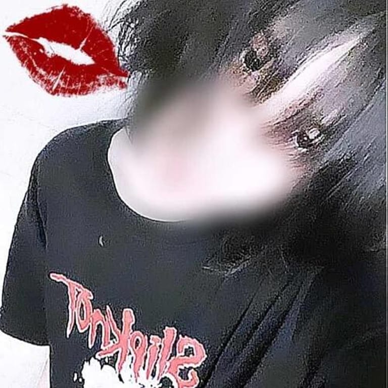 cuteslit˂3