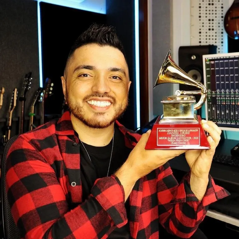Daniel Uribe