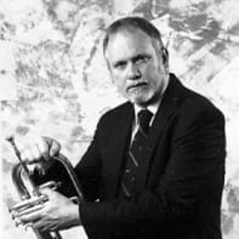 Darrell Holt