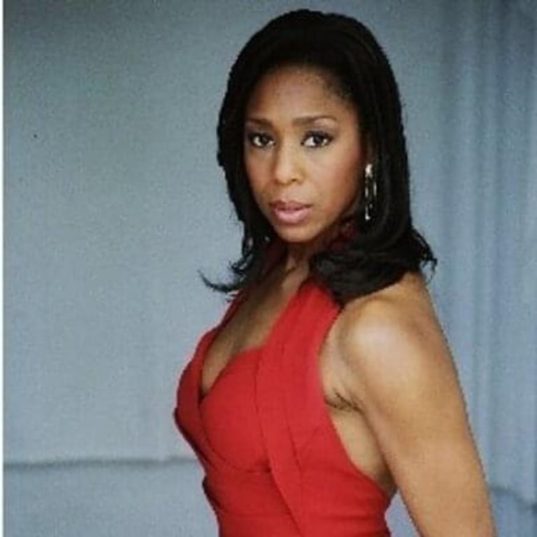 Dawnn Lewis