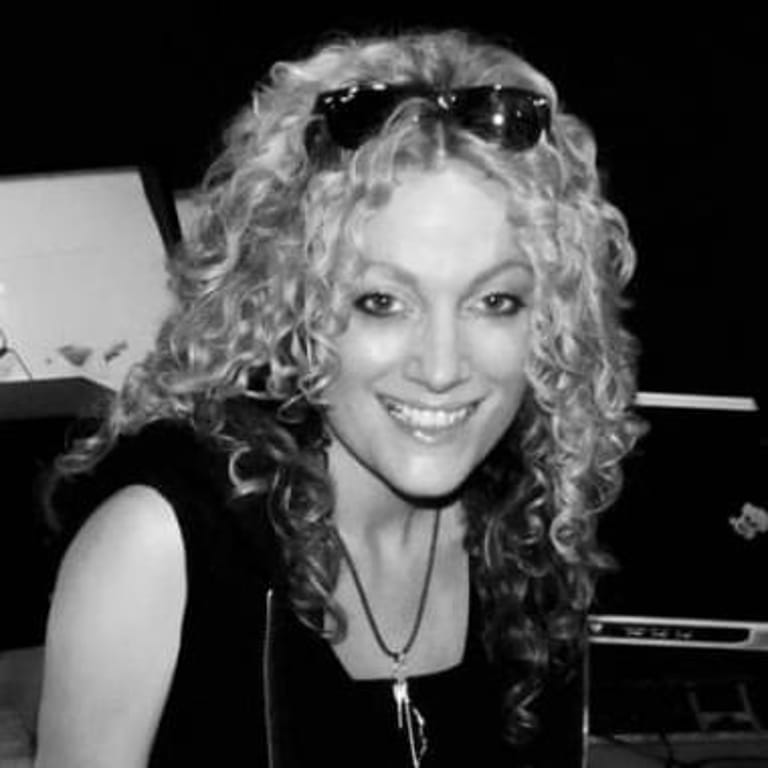 Dee Adam
