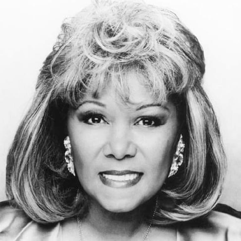 Dee Dee Sharp