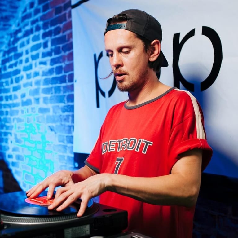 DJ LA