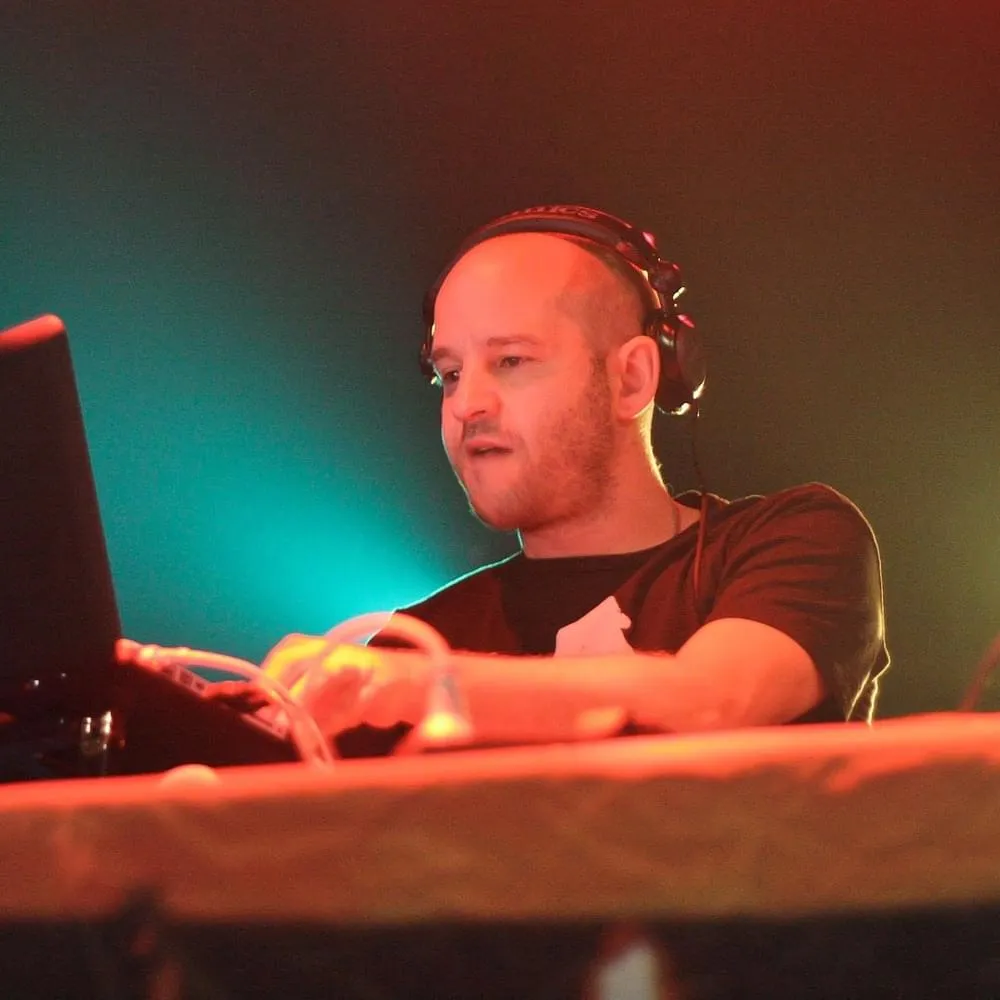 DJ Thomilla