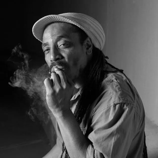 Earl 16