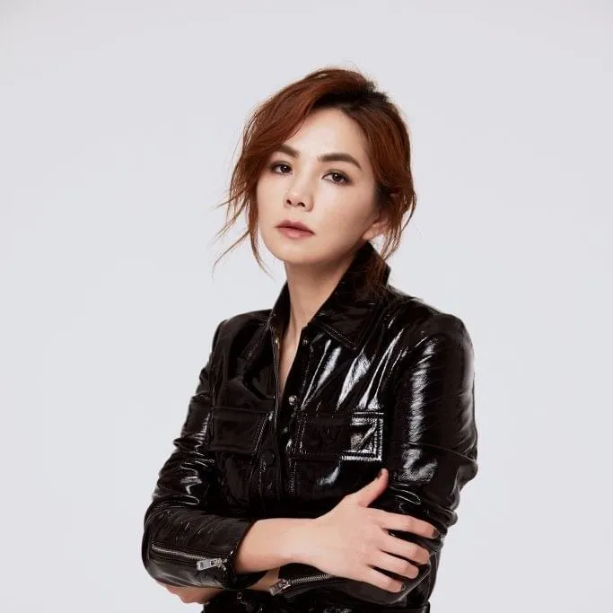 陳嘉樺 (Ella Chen)