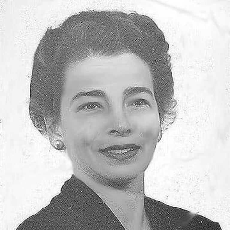 Evelyn Danzig