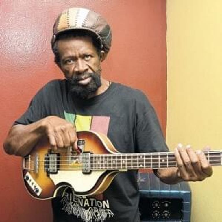 Flabba Holt