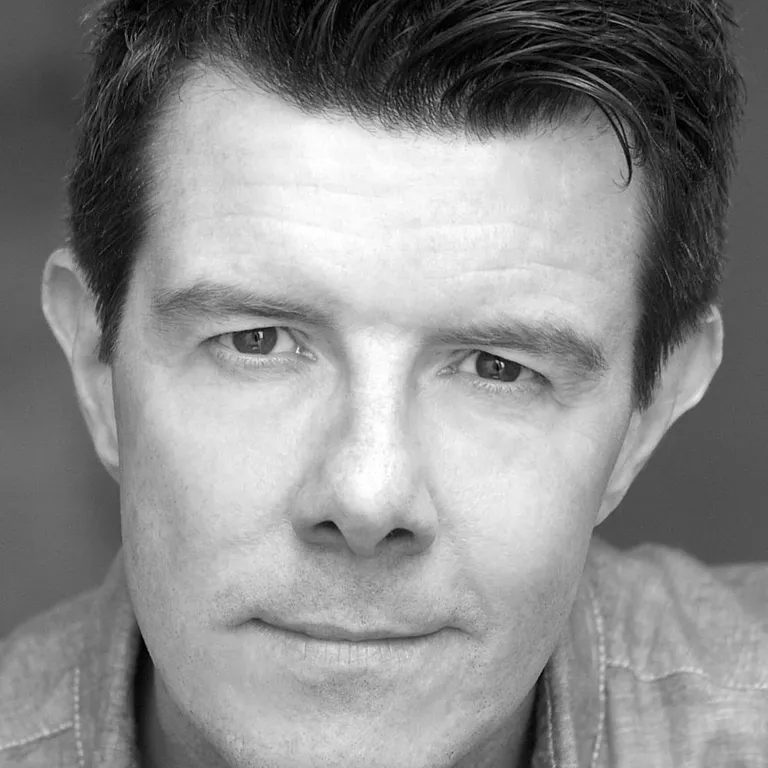 Gavin Lee