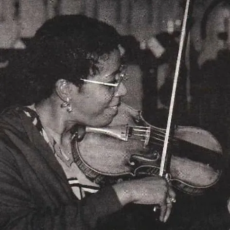 Gayle Dixon