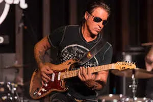 George Lynch