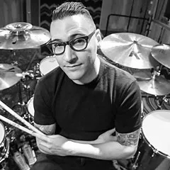 Gil Sharone