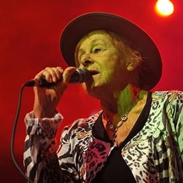 Gilli Smyth