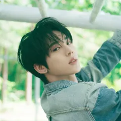 HAN YU JIN (한유진)