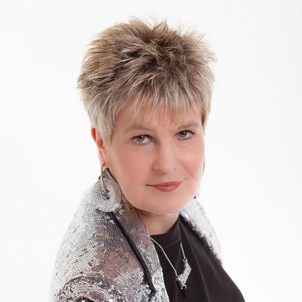 Hazell Dean