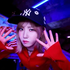 Hitomi (SAY MY NAME)