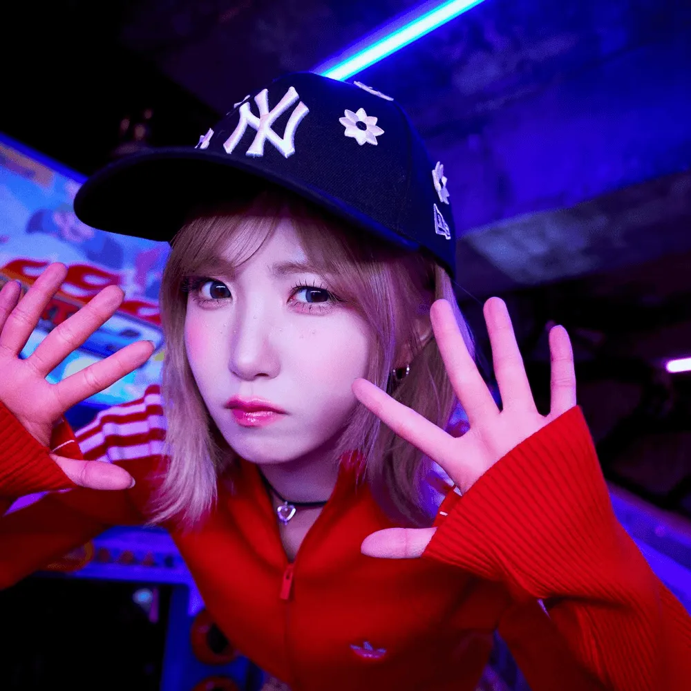 Hitomi (SAY MY NAME)
