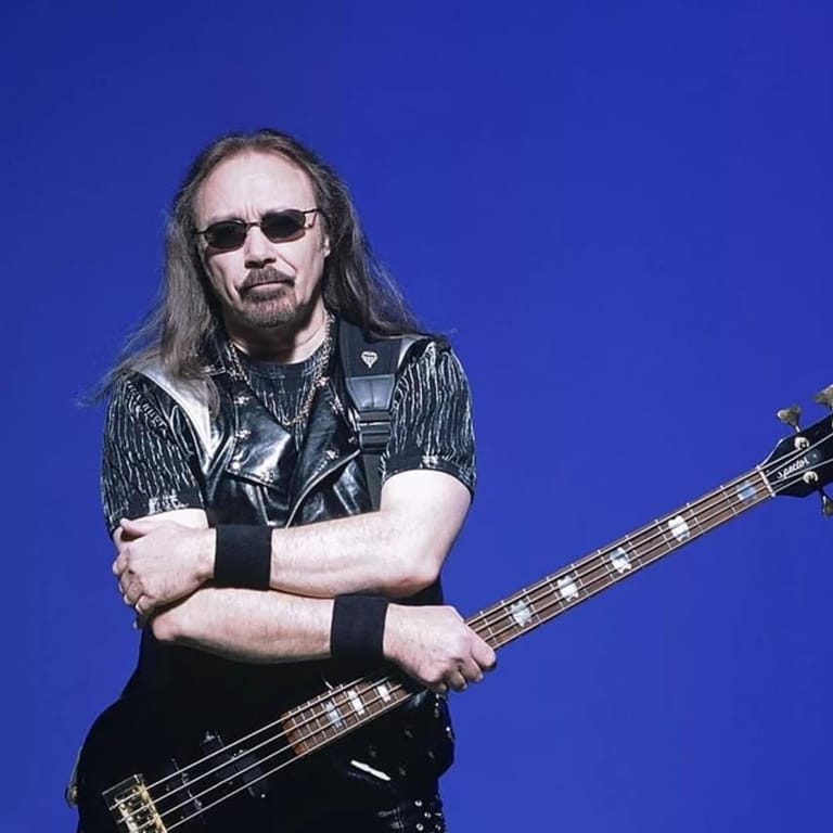 Ian Hill