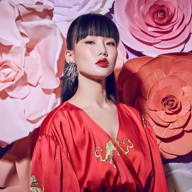 黃齡 (Isabelle Huang)