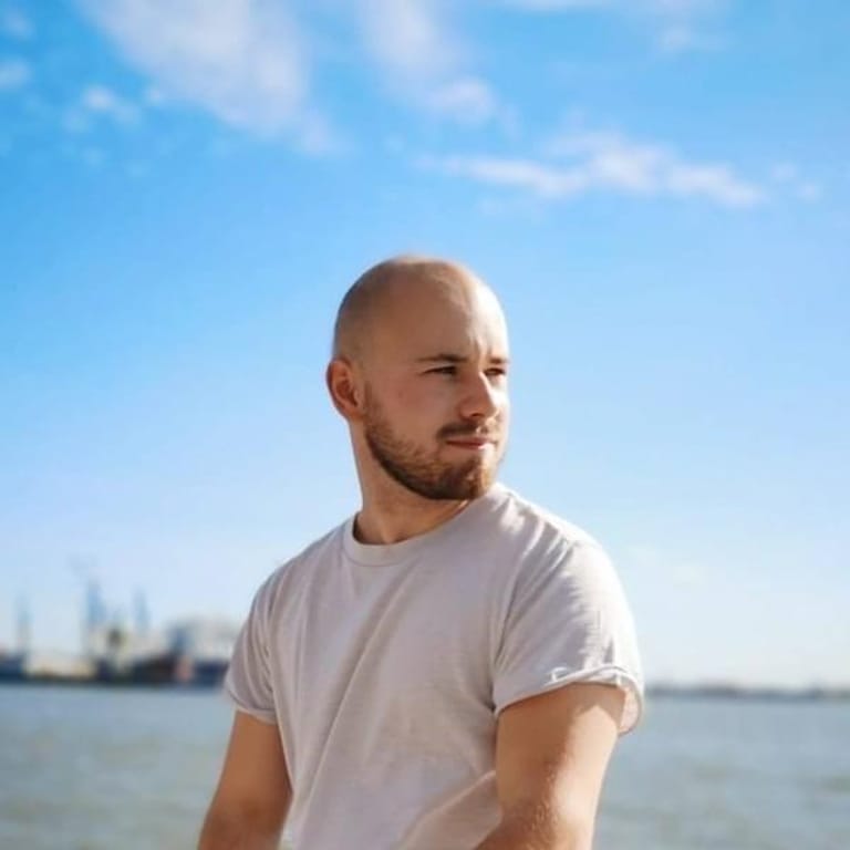 Janik Riegert