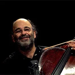 Jaques Morelenbaum