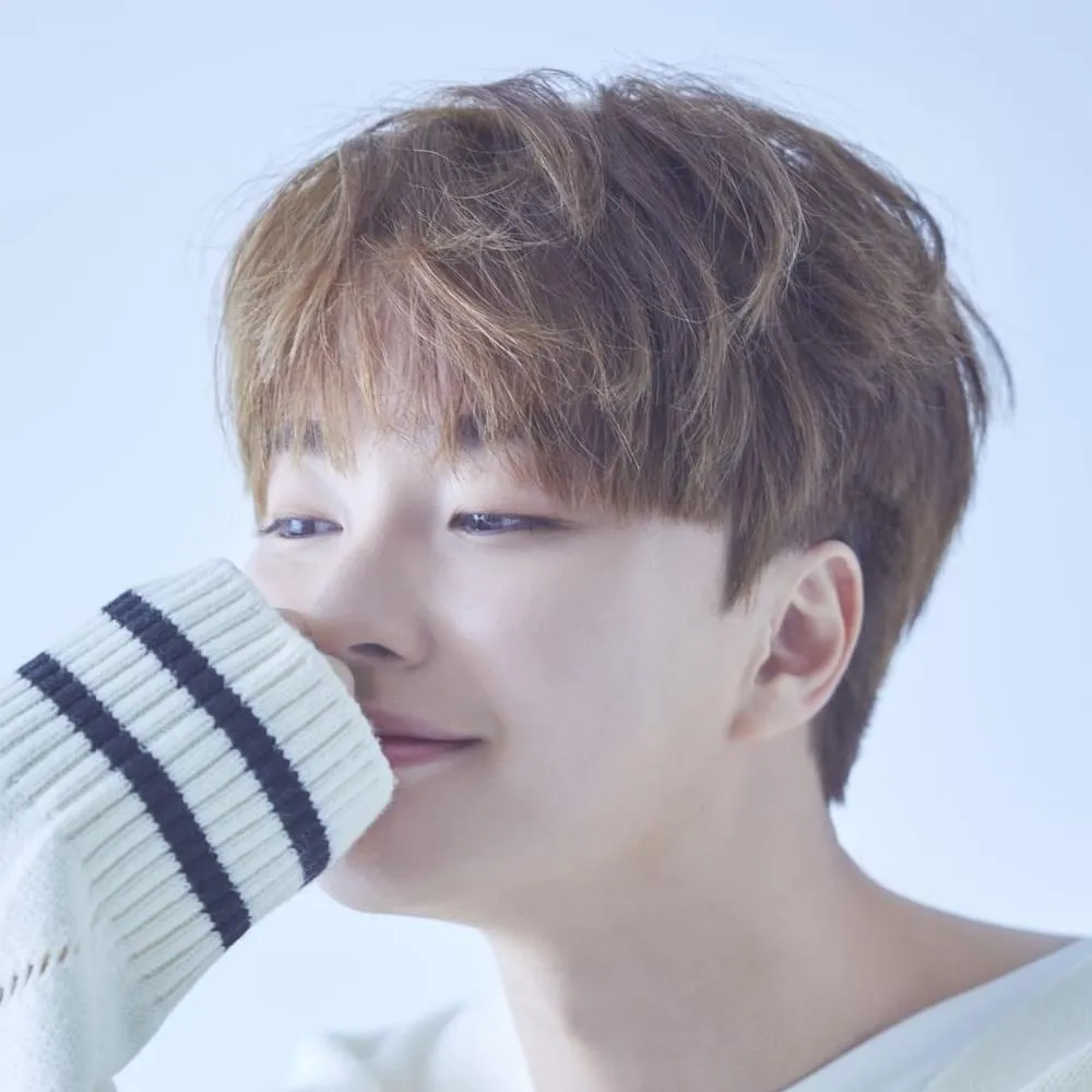 Jeongmin (정민) (BOYFRIEND)