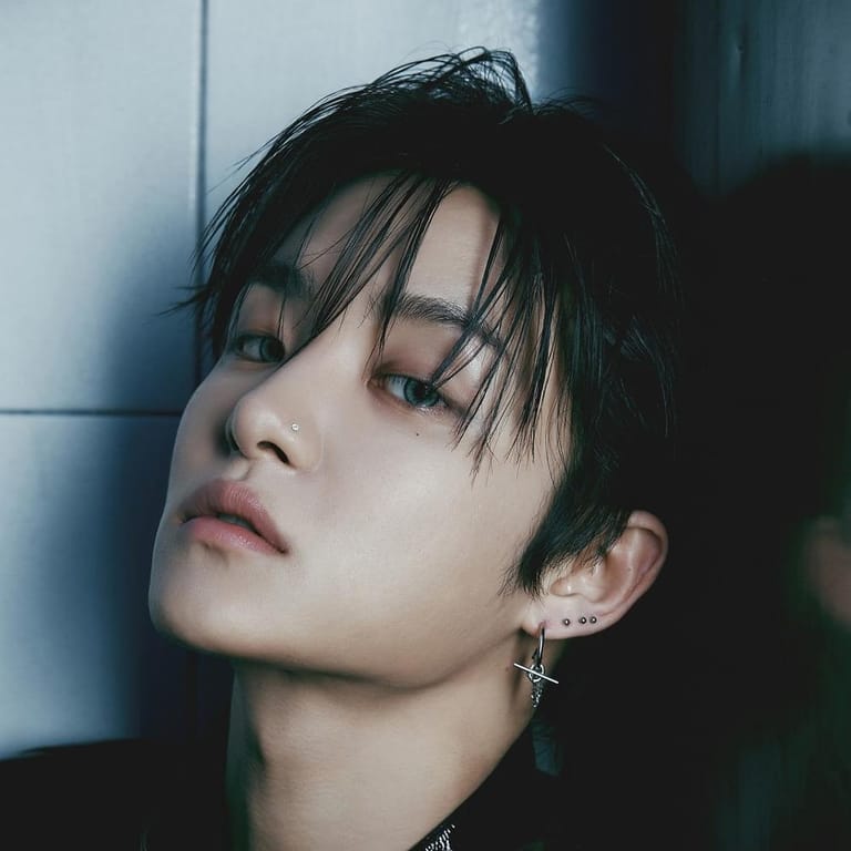 JIHOON (TREASURE)