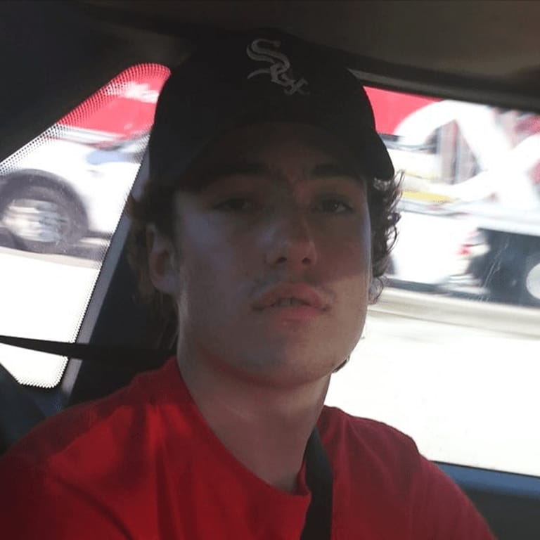JUNIOR (USA)