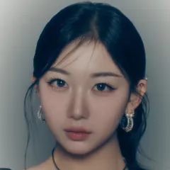 山田楓 (Kaede Yamada)