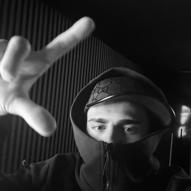 Kaythe808Plug