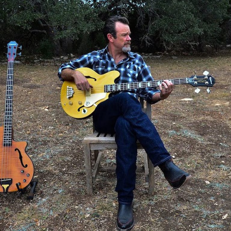 Kevin Smith (Bass)