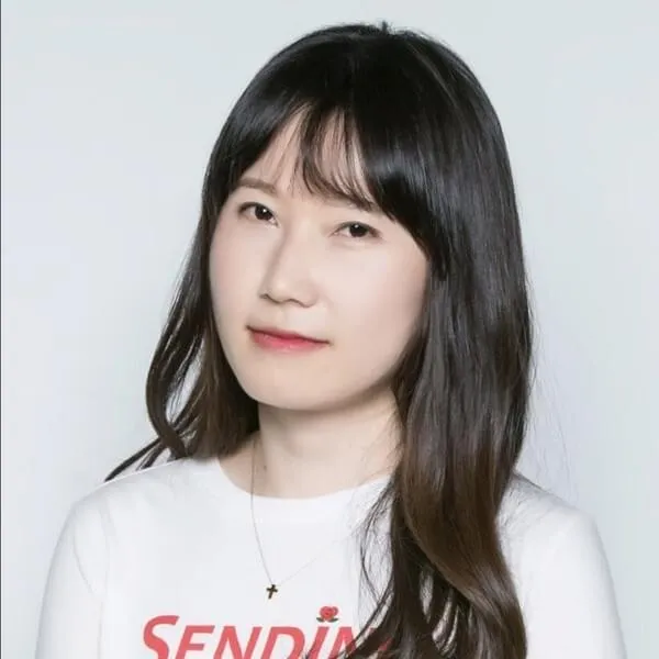 김민희 (Kim Min Hee)