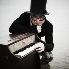 Kim Tae Yoon (김태윤)