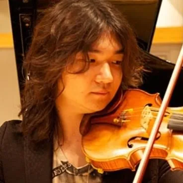 室屋光一郎 (Koichiro Muroya)