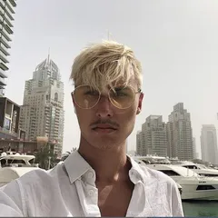 Константин Евтухов (Konstantin Evtukhov)